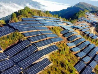 在汉央企承建 广西300MW农光互补光伏发电项目并网发电